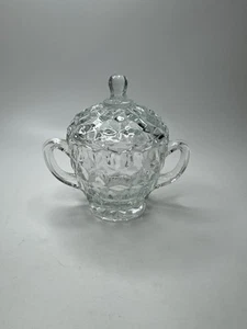 Azúcarero de vidrio prensado vintage con tapa dos asas patrón diamante - Imagen 1 de 8