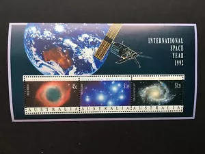 #MS25 Decimal Mini Sheets 1992 45c, $1.05 and $1.20 International Space Year - Picture 1 of 2