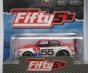 Maisto Datsun 1972 Datsun 510 Red 55.... 8.5cm long - Picture 1 of 2