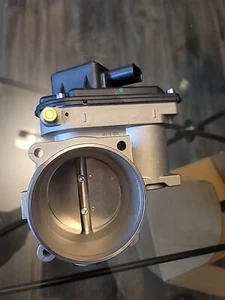 S20040 Fuel Injection Throttle Body Fit For 07-14 Ford E-150 4.6 - + other vehic - Picture 1 of 3