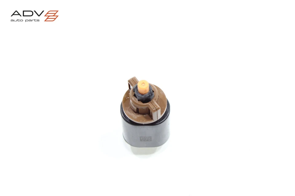 TOYOTA HIGHLANDER 2017-2019 PEDAL DE FRENO LUZ DE FRENO LÁMPARA SENSOR INTERRUPTOR OEM Foto 1 de 4