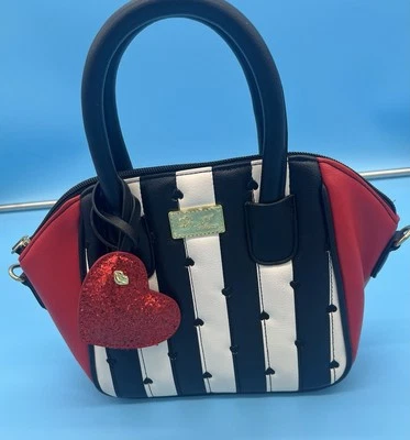Betsey Johnson Corazón Tema Bolsillos Cartera Lentejuelas Rojo Corazón Dije Foto 1 de 4