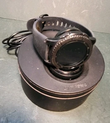 Reloj inteligente Samsung Gear S3 Frontier SM-R760 46 mm Bluetooth WiFi funciona - gris Foto 1 de 4