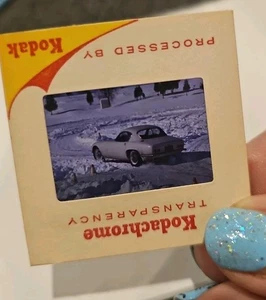 #DT 35mm slide - Vintage - Collectibles - Photo - snow road classic car - Picture 1 of 1