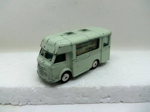 Corgi Toys 407 Smiths Karrier Shop, 1957-62 in Good Condition - Picture 1 of 4