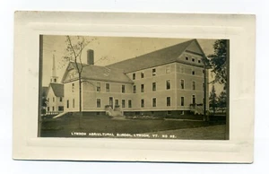 Lyndon VT, escuela agrícola, iglesia, postal RPPC de 1917, en relieve - Imagen 1 de 3