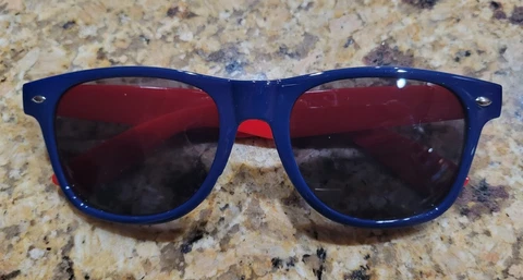 NEW! Washington Capitals Sunglasses SGA 2023 Stadium Giveaway NHL Sun Glasses Cover