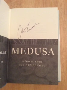 SIGNED by Clive Cussler - Medusa (Kurt Austin- NUMA Files) HC 1st/1st + Pic - Picture 1 of 11