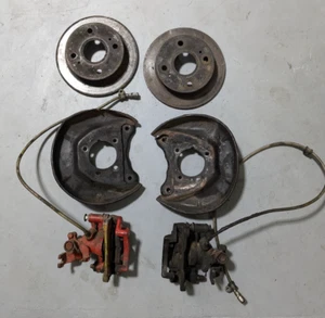 Toyota Corolla AE86 Rear Axle Brake Calipers (set) - Picture 1 of 9