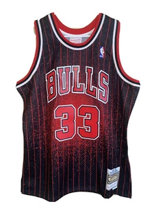 Mitchell & Ness Scottie Pippen Chicago Bulls Gradient Swingman Jersey Size L - Picture 1 of 5