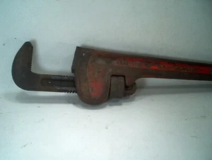 RIDGID PIPE WRENCH 24" USA ALLOY STEEL HEAVY DUTY ELYRIA, OHIO - Picture 1 of 6