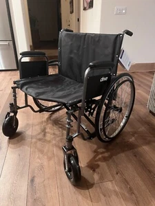 Drive Medical STD26ECDDA Bariatric Sentra EC HD Extra-Extra-Wide Wheelchair - Picture 1 of 5