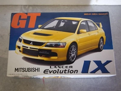 Fujimi Mitsubishi Lancer Evolution IX GT kit modellino in plastica giallo... - Immagine 1 di 4
