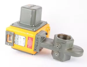 NEW Maxon 3" 5000 CP 1 Natural Gas Safety Shut-Off Valve, 3" NPT, 115VAC - Picture 1 of 9