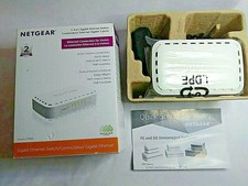 NETGEAR GS605 5-Port Gigabit Ethernet Switch with Power Adapter