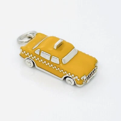 Berloque ou pingente amarelo táxi Tiffany & Co em esmalte e prata - Imagem 1 de 4