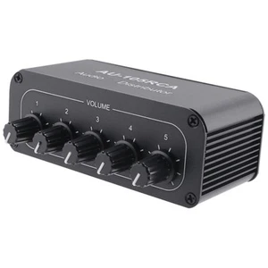 Stereo Audio Mixer 1 Input 5 Output Multi-Channel Audio Source Distributor 4943 - Imagen 1 de 8