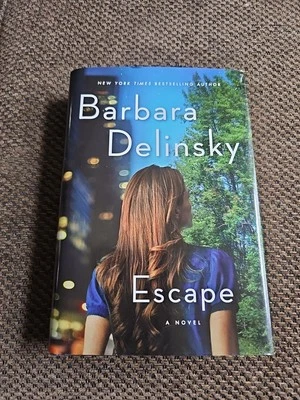 WOW WOW WOW LARGE PRINT EDITION Escape by Delinsky, Barbara 2011 · First Edition - Image 1 of 4