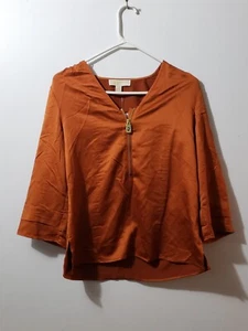 MICHAEL KORS SATIN 1/2 ZIP TOP MAPLE LEAF Women's Size Small - Picture 1 of 4
