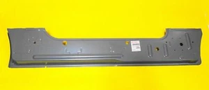Suzuki Samurai SJ413 SJ410 Türschweller Schweller innen links kurz   - Bild 1 von 1