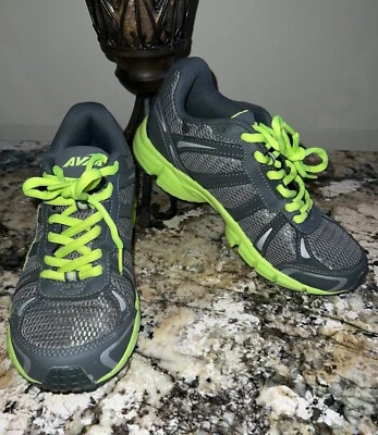 Zapatillas AVIA talla 5, excelente estado, estilo #731148 Foto 1 de 4