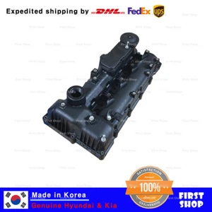 224102F600 Genuine OEM COVER ASSY-ROCKER for Hyundai Tuscon Kia Sedona - Picture 1 of 2