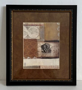 Druck mit Bildern von Elefanten, Weltkarte, Material Designs, 16" x 14". Gerahmt. - Bild 1 von 2