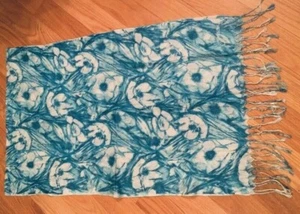 Scarf blue and white flowers, soft and thin, 66 x 22, new, never used - Picture 1 of 4
