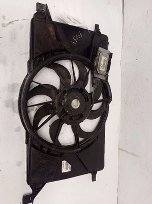 Radiator Cooling Fan Motor Assembly from 2014 Ford Focus (EV) 10865713 - Image 1 of 4