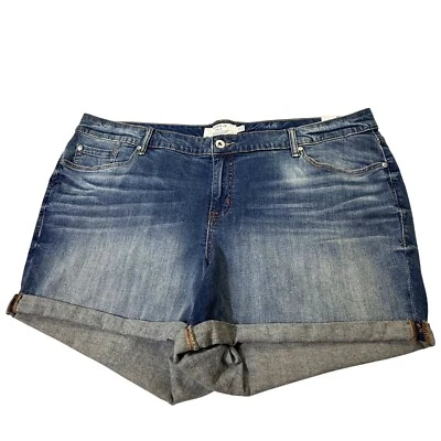 Torrid Denim Shorts 5 Pocket Womens 24 - Image 1 of 4