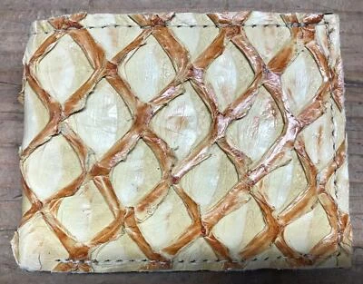 Unique Genuine Fish Skin Leather Mens Bifold Wallet - Image 1 of 4