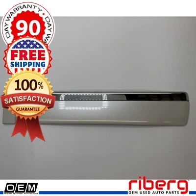 OEM Tahoe Yukon 2009-2014 acabamento de moldura de porta cromado traseiro esquerdo branco - Imagem 1 de 4