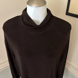 Chico's Travelers Brown Slinky Knit Long SleeveTurtleneck SZ 3 (US XL) - Picture 1 of 13