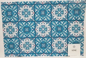 Set of 2 PVC Polyvinyl Placemats (13"x19") BLUE & WHITE FLORAL PATCHWORK, Safdie - Picture 1 of 11