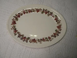 Johnson Brothers EMPIRE GRAPE Fine China 11 1/2" X 9" Platter - Picture 1 of 2