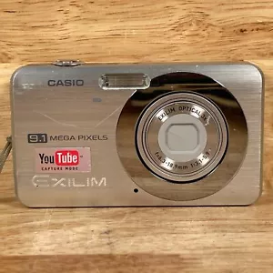 Casio Exilim EX-Z85A Silver 9.1MP 2.6" Wide LCD 3x Optical Zoom Digital Camera - Picture 1 of 6