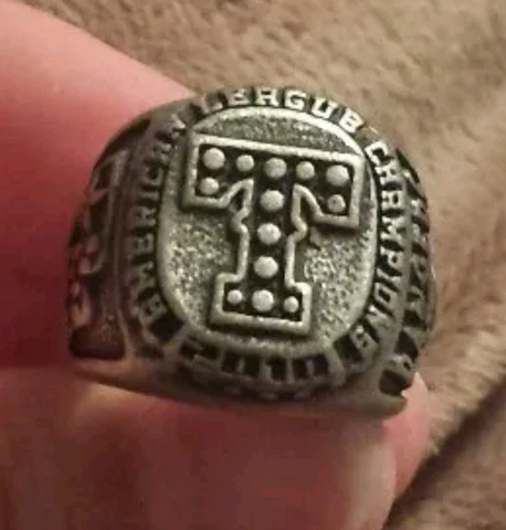 ⚾️2010 TEXAS RANGERS ALCS CHAMPIONSHIP REPLICA RING with keyring Cover