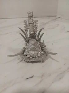 Warhammer Fantasy Lizardmen Army - Slann Mage Priest on Throne - Metal - Picture 1 of 5