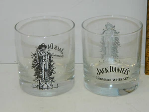 Jack Daniels Tennessee Whiskey Rocks Glasses Round with JD Statue Lot of 2 - Picture 1 of 3