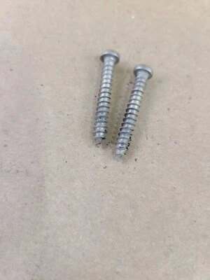 Tornillo de montaje de luz de señal de giro delantera Nissan 300ZX 1990-1996 OEM Z32 2x Foto 1 de 4