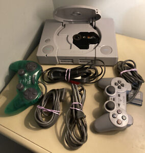 Sony PlayStation 1 Game gray Console - cords controllers TESTED dual impact