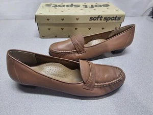 NIB Soft Spots Flair Womens Size 10 S Brown Oxford Loafer Dress Shoe 1" Heel - Picture 1 of 9