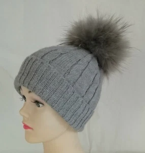 100% Alpaka Bommelmütze, Wintermütze, Mütze mit Echt Fell Bommel Gr. 55-57 NEU - Bild 1 von 8