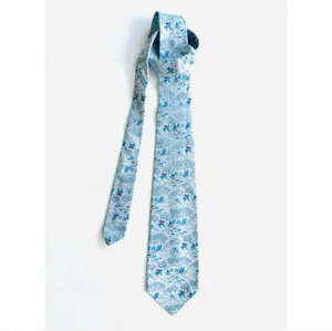 Oleg Cassini Vintage Classic Tie. - Picture 1 of 5