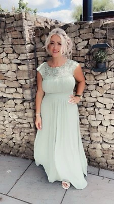 Brautjungfernkleider Gr. 14 ein paar Stunden getragen - frisch gewaschen - Bild 1 von 4