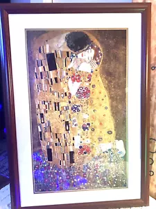 Vintage Large The Kiss Gustav Klimt Framed Art Poster Print 28x40 Wood Frame - Picture 1 of 6