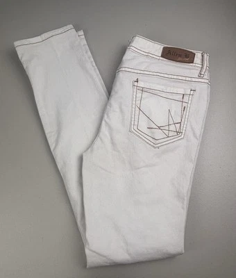 Allen B By Allen Schwartz Women’s Jeans Size 8 Distressed Off White. - Image 1 of 4
