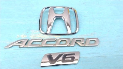 2001-2002 Honda Accord V6 emblema traseiro H logotipo emblema conjunto de símbolos 75701-S84-A010-M1 - Imagem 1 de 4