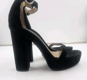 Michael Kors Plateau Sandalen schwarz Samt Blockabsatz Fesselriemchen Gr. 40 - Bild 1 von 15