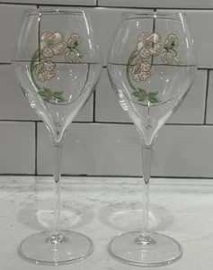 VTG Set Of 2 Fluted Champagnes Perrier Jouet Hand Painted Made In France-MINT - Foto 1 di 3